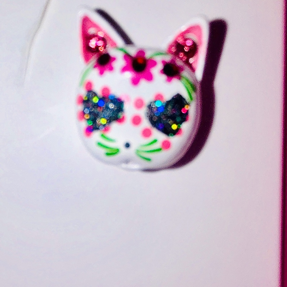 New! ๐ป๐๐ฑ Betsy Johnson CAT earrings!!!๐ฑ๐ป๐ - Picture 5 of 9